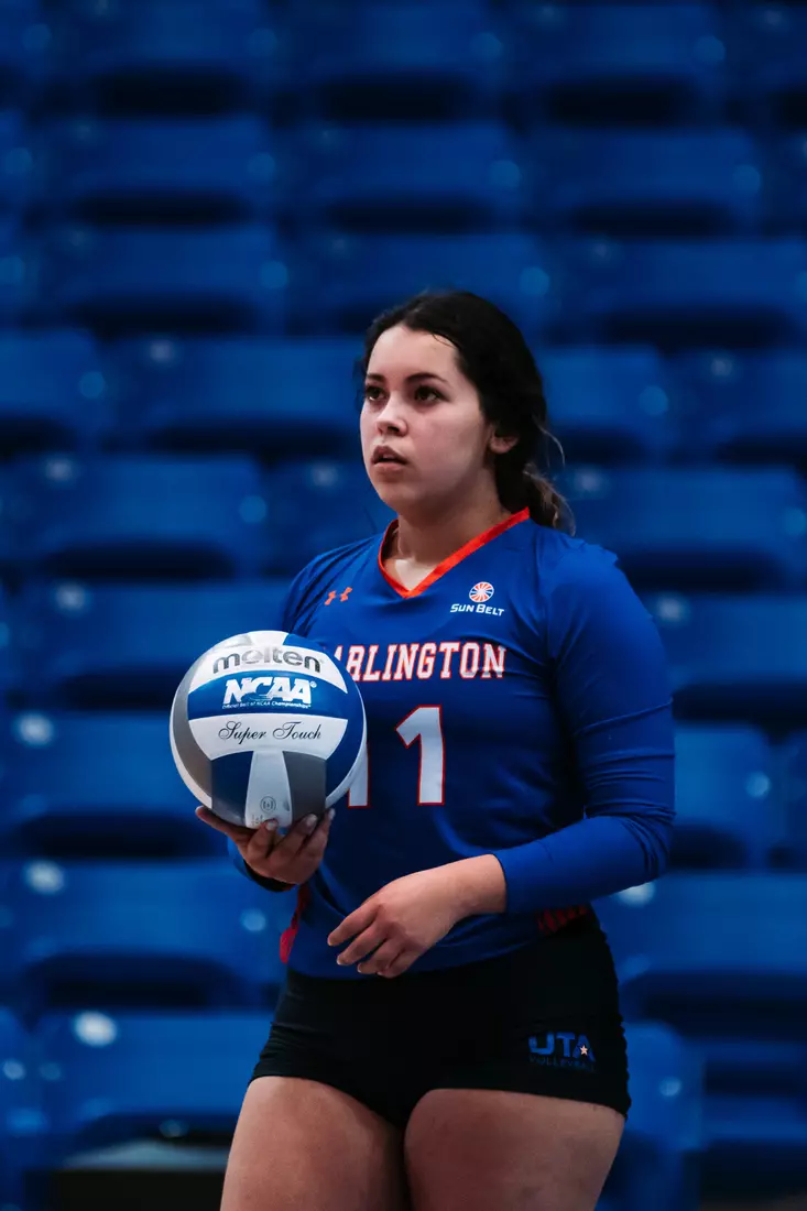 Volleyball vs Arkansas State, Marina Bustillo-Mendoza