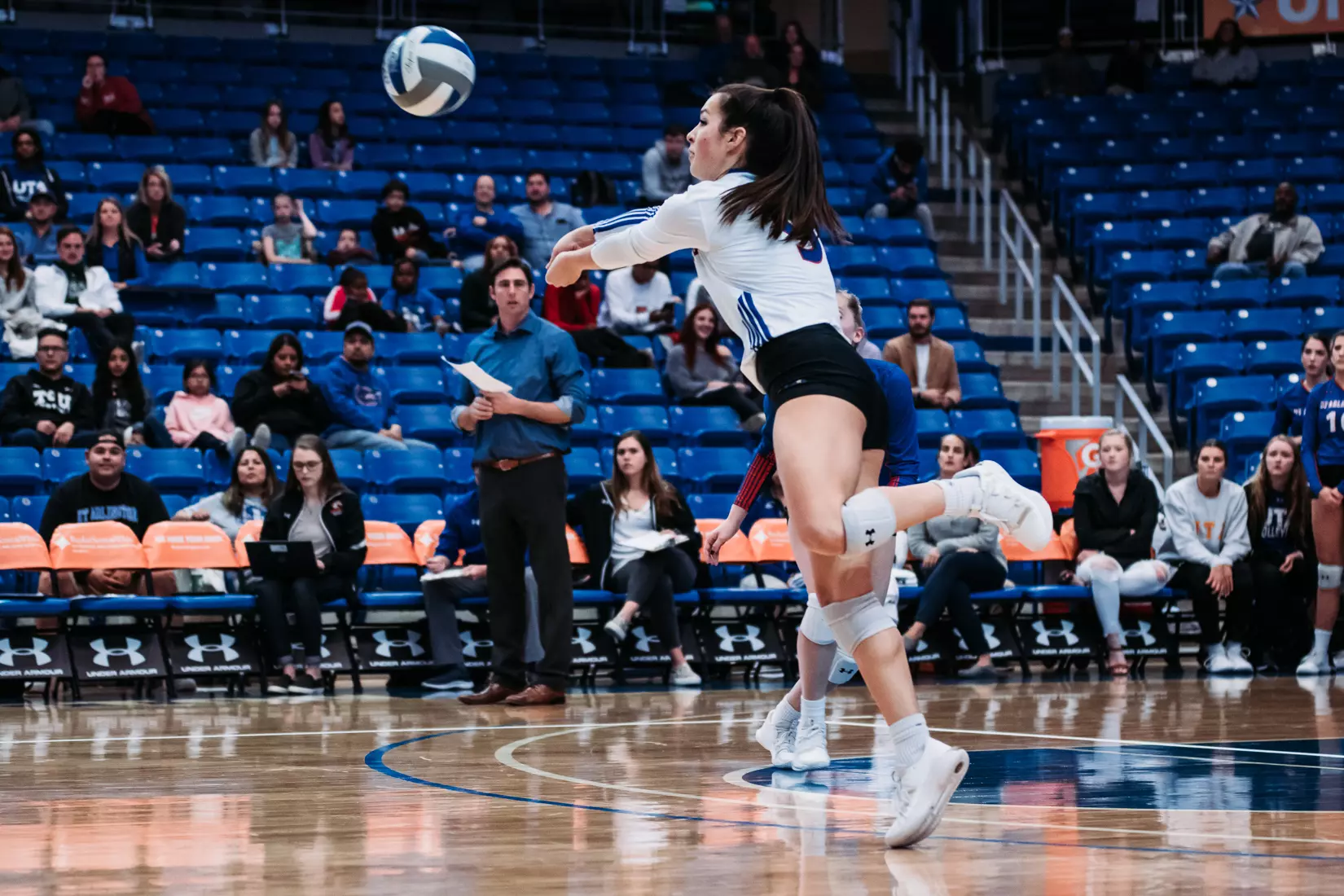 Volleyball vs Arkansas State, Marina Bustillo-Mendoza