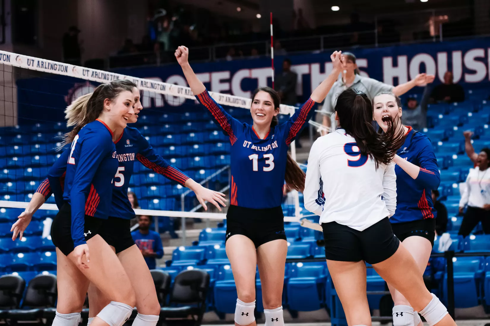 Volleyball vs Arkansas State, Marina Bustillo-Mendoza