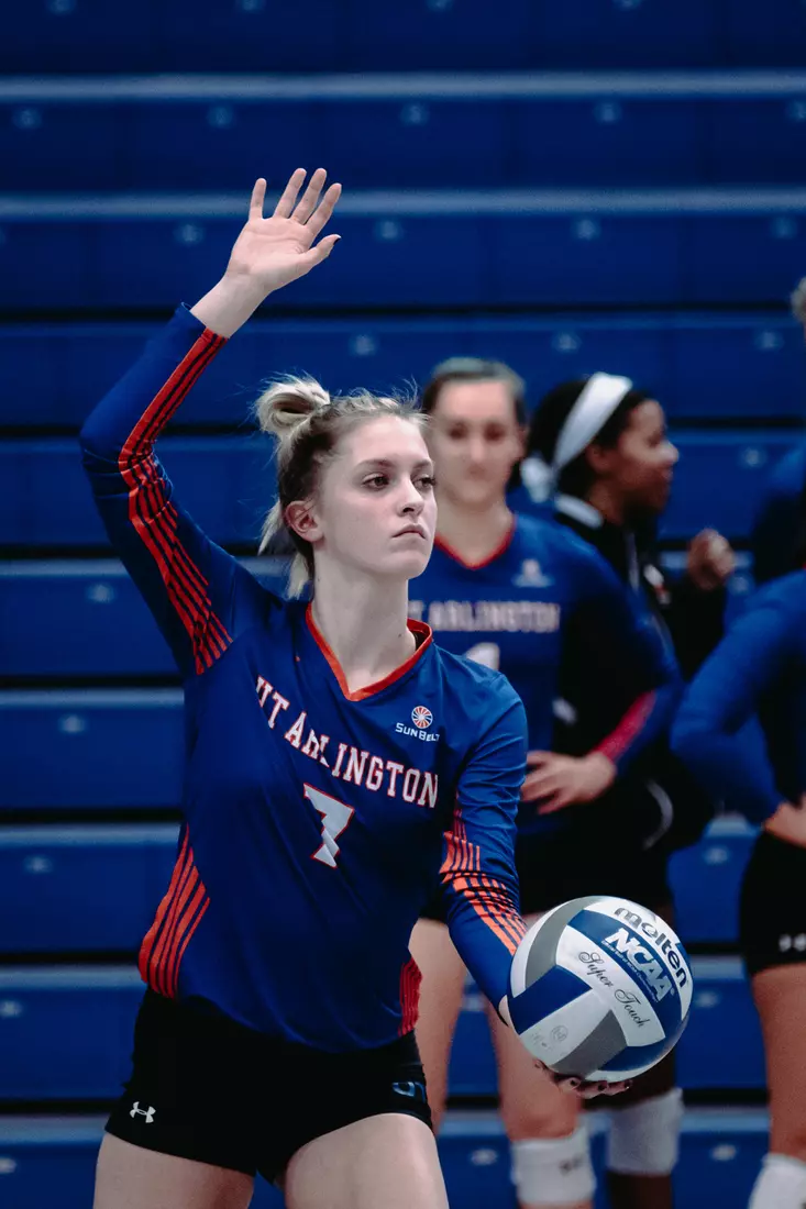 Volleyball vs Arkansas State, Marina Bustillo-Mendoza