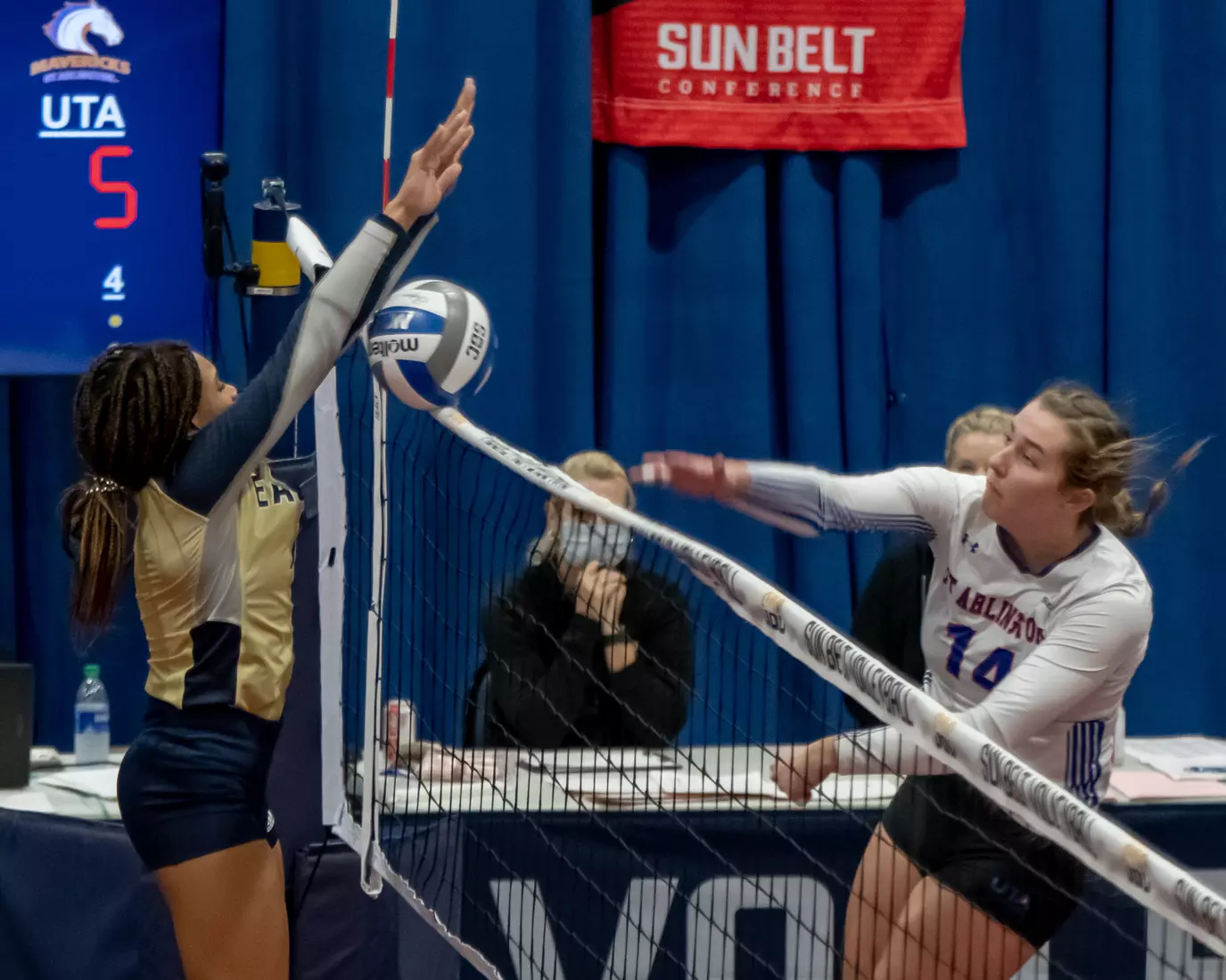 Volleyball at SBC Tourney
