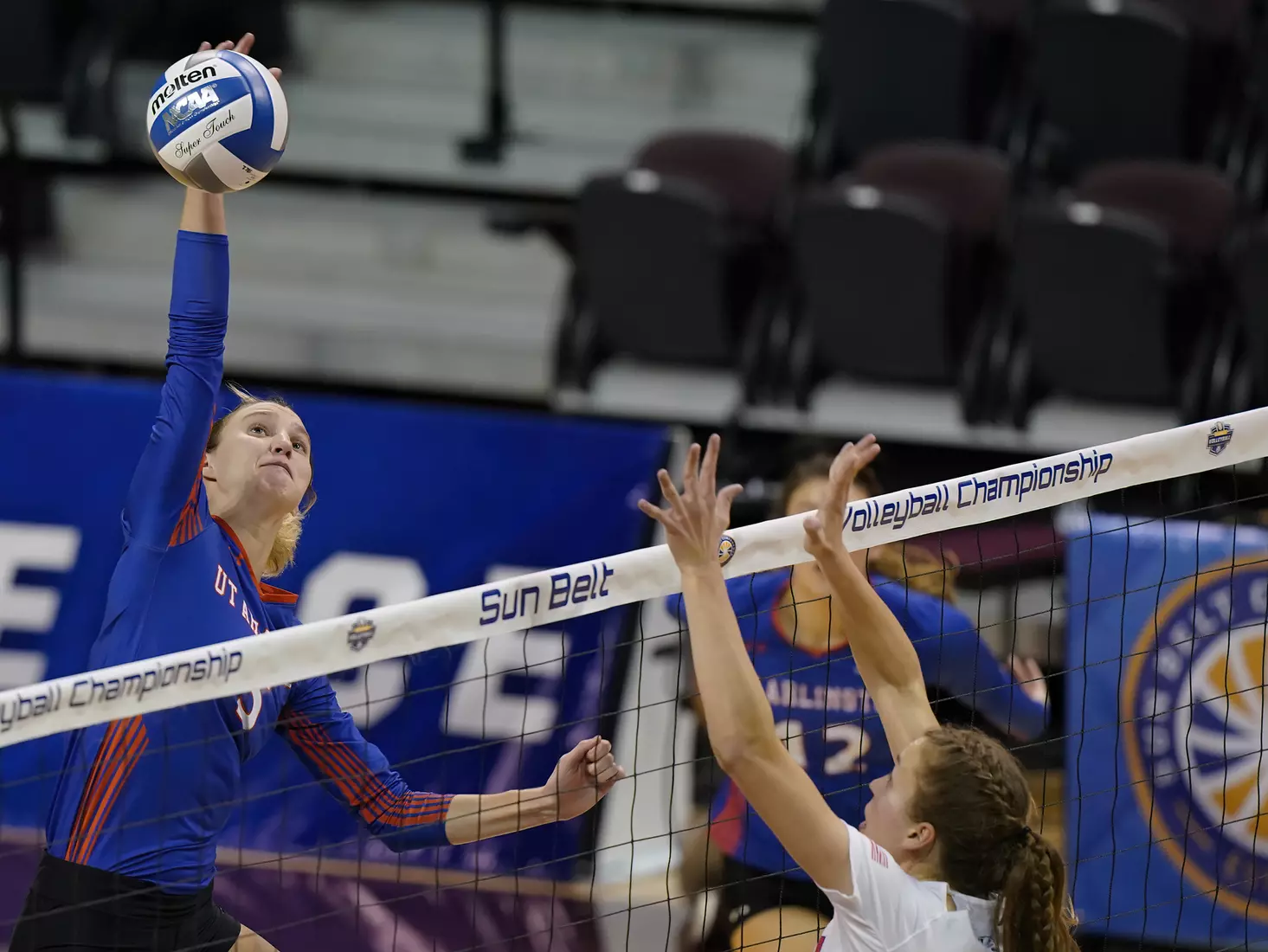 2 - VOLLEYBALL - 2019 - Sun Belt Conference Championship, Quarterfinals, Fri, 22 Nov, Match 4, UTA vs (3) South Alabama, 1930L