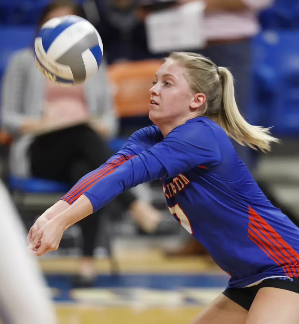 UTA vs Texas State volleyball in Arlington, Texas on October 30, 2020. (Photo/Sharon Ellman)