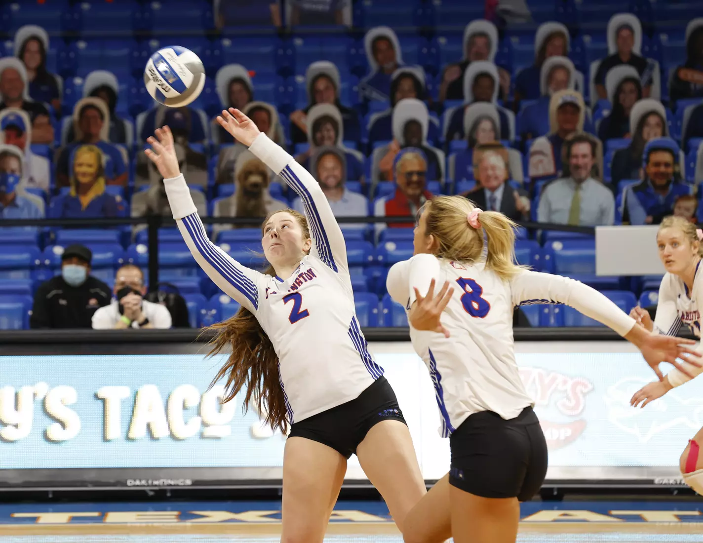 UTA vs Texas State volleyball in Arlington, Texas on October 30, 2020. (Photo/Sharon Ellman)
