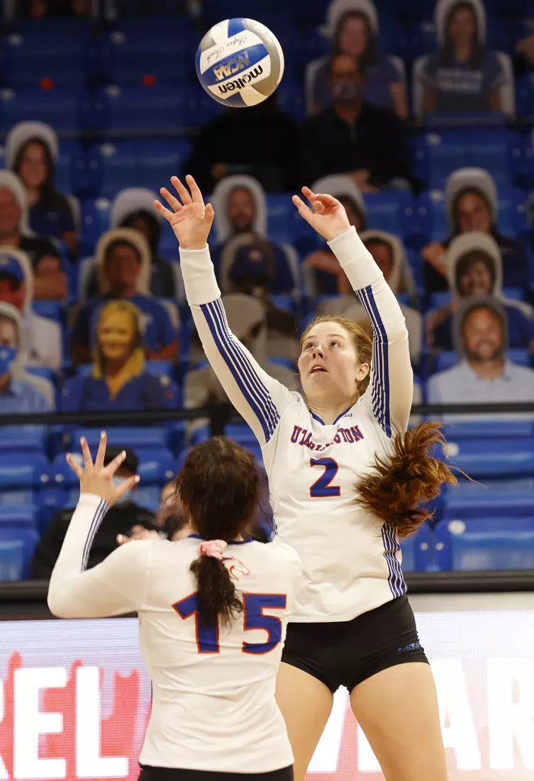 UTA vs Texas State volleyball in Arlington, Texas on October 30, 2020. (Photo/Sharon Ellman)