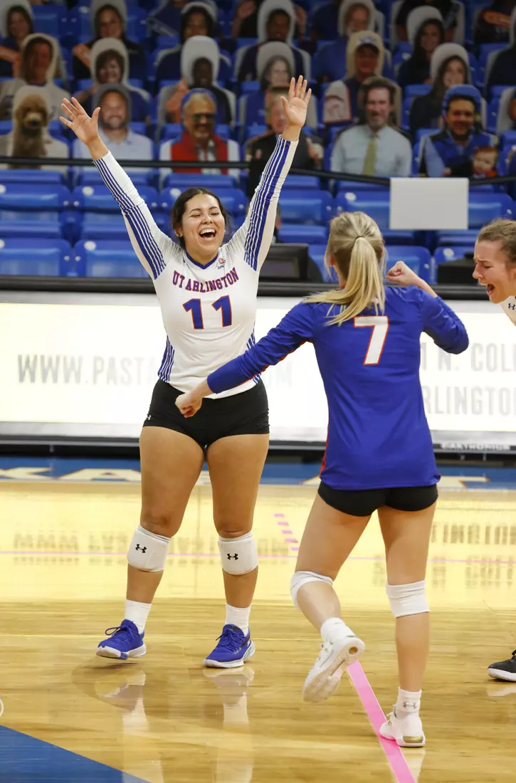 UTA vs Texas State volleyball in Arlington, Texas on October 30, 2020. (Photo/Sharon Ellman)