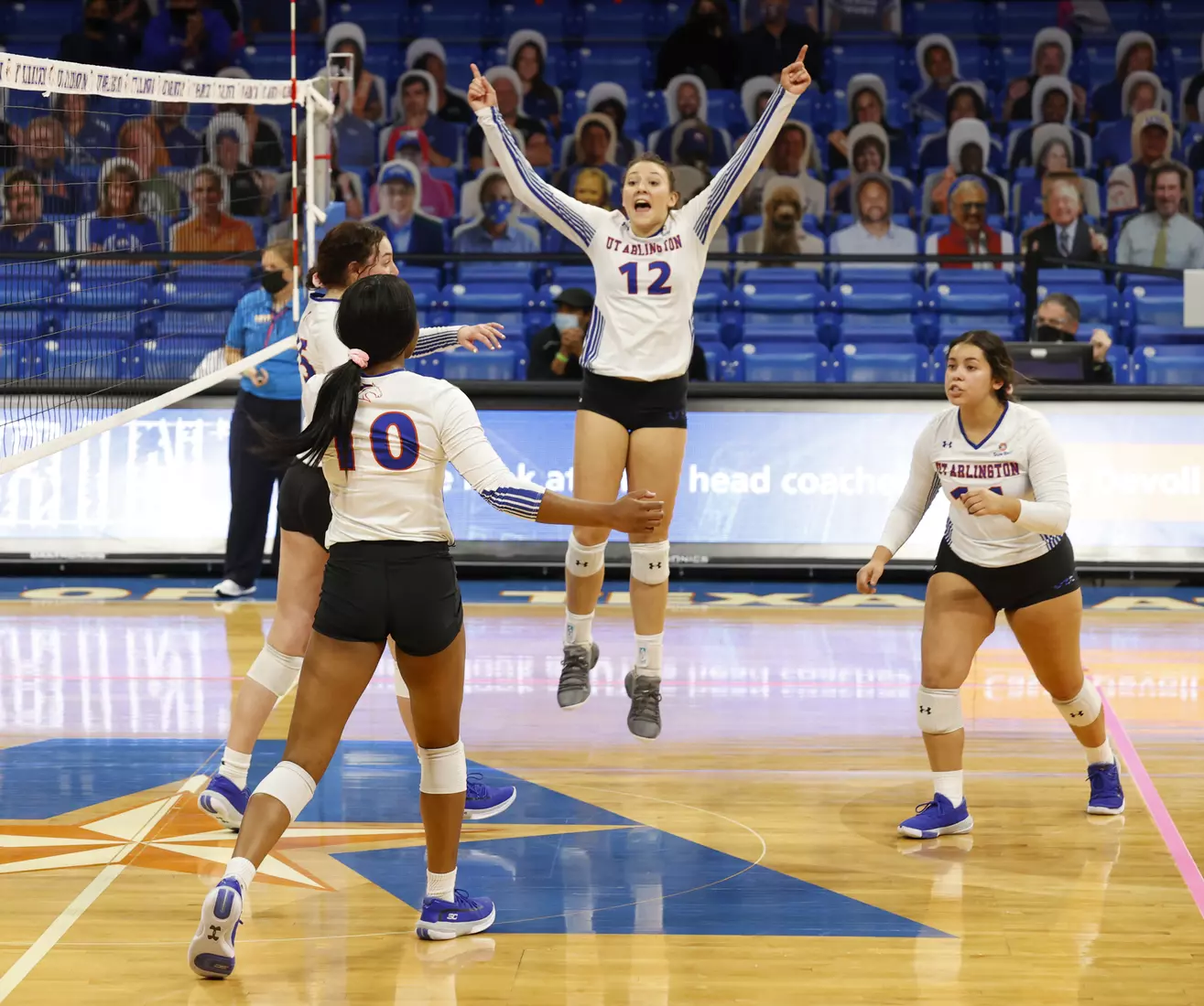 UTA vs Texas State volleyball in Arlington, Texas on October 30, 2020. (Photo/Sharon Ellman)