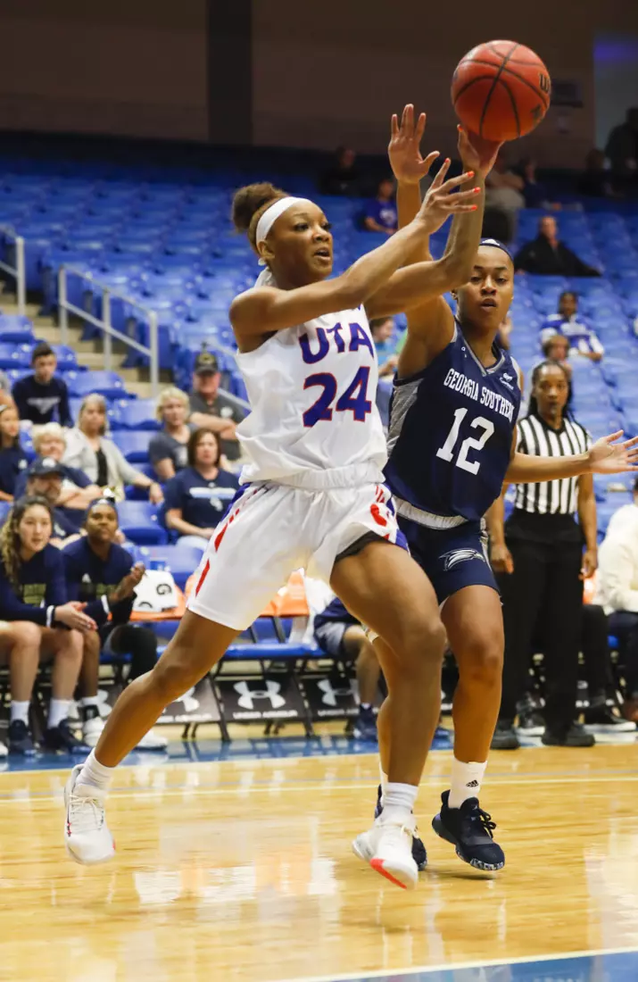 UTA vs Georgia Southern women's basketball in Arlington Texas on February 29, 2020. (Photo/Sharon Ellman)