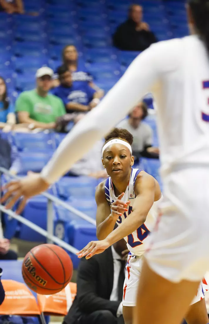UTA vs Georgia Southern women's basketball in Arlington Texas on February 29, 2020. (Photo/Sharon Ellman)