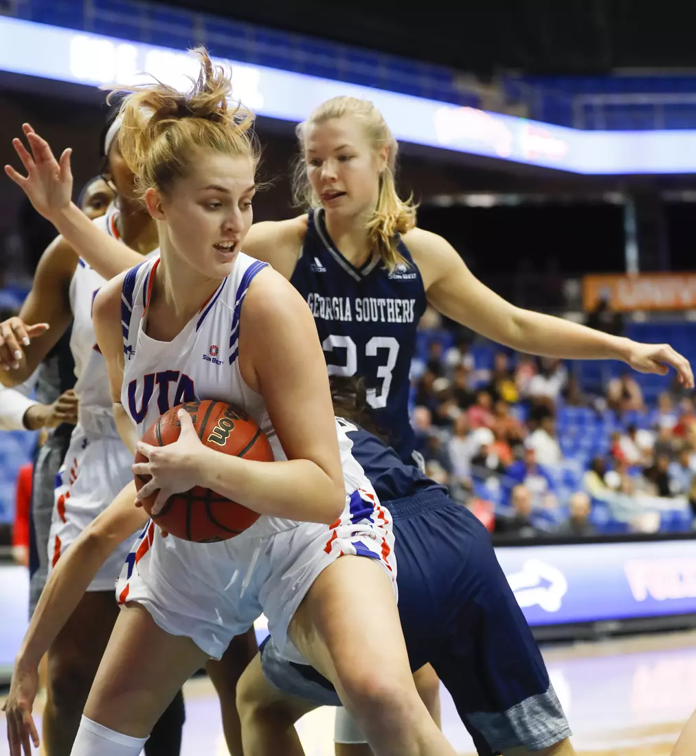 UTA vs Georgia Southern women's basketball in Arlington Texas on February 29, 2020. (Photo/Sharon Ellman)