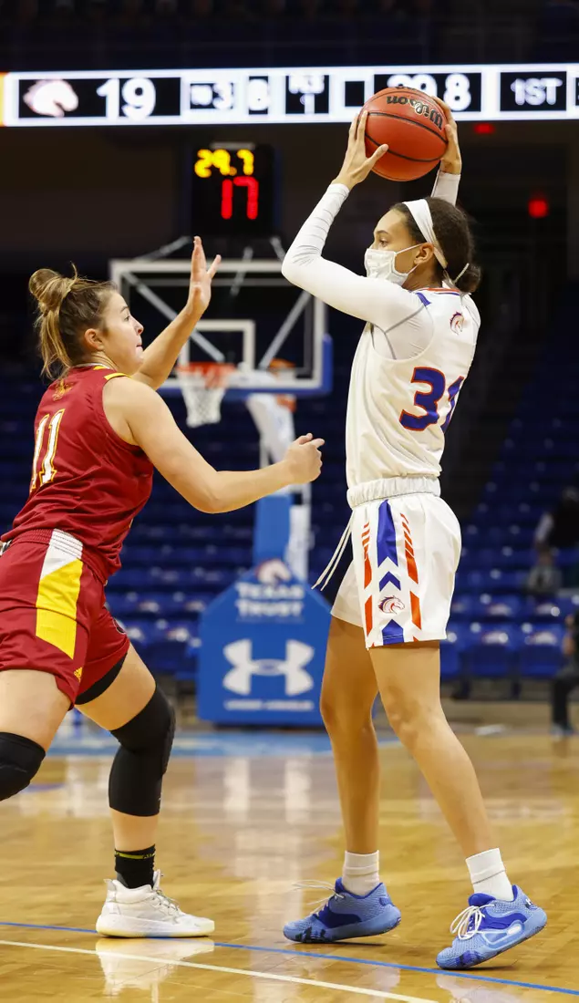 UTA vs ULM women’s basketball at College Park Center in Arlington, Texas on January 8, 2021. (Photo/Sharon Ellman)