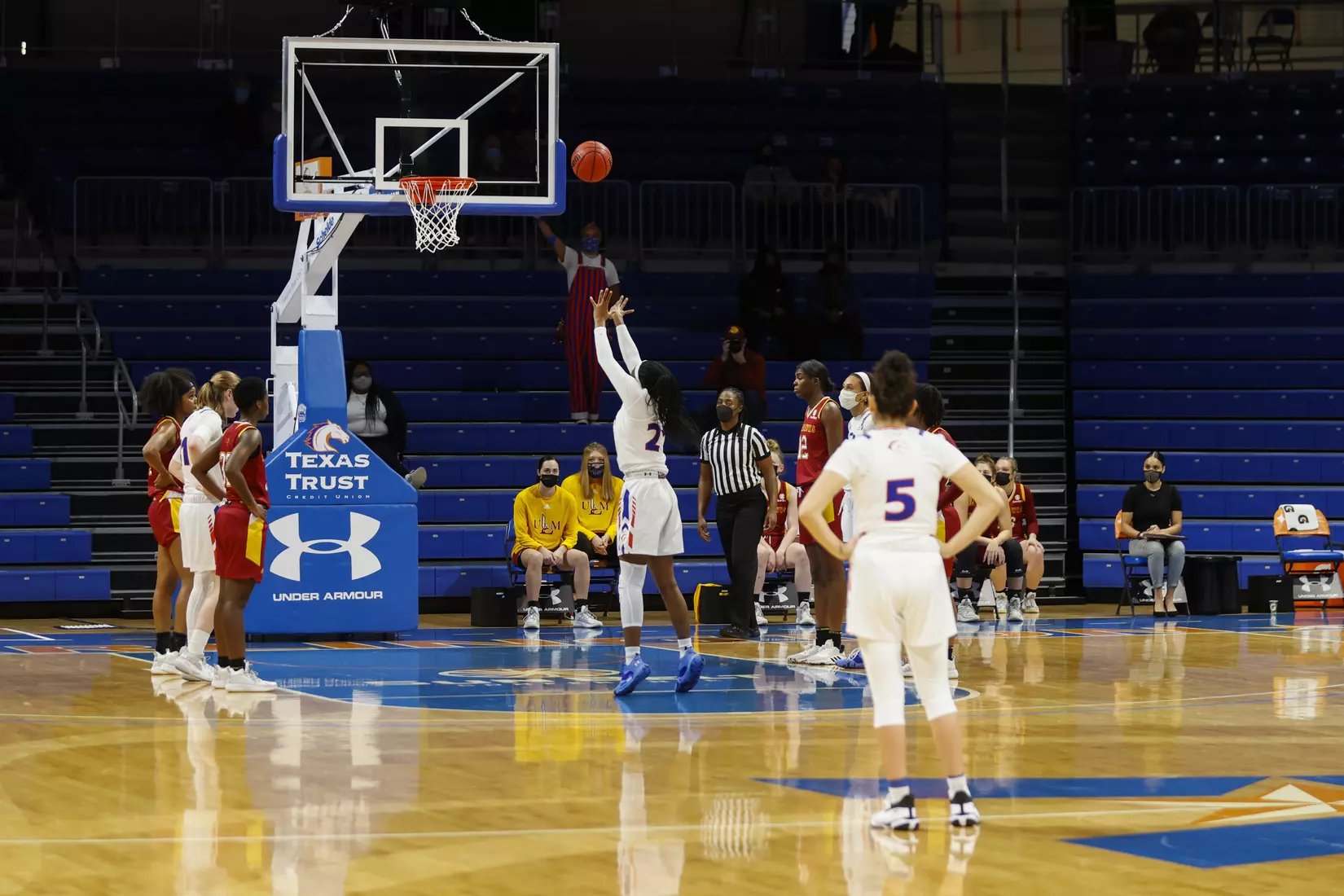 UTA vs ULM women’s basketball at College Park Center in Arlington, Texas on January 8, 2021. (Photo/Sharon Ellman)