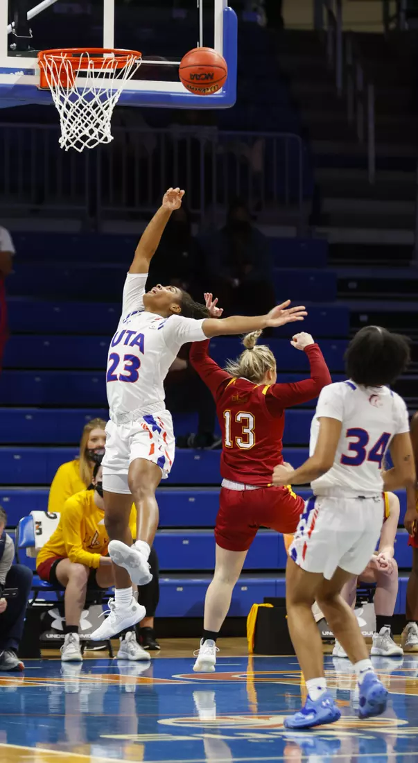 UTA vs ULM women’s basketball at College Park Center in Arlington, Texas on January 8, 2021. (Photo/Sharon Ellman)