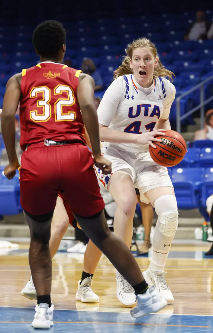 UTA vs ULM women’s basketball at College Park Center in Arlington, Texas on January 8, 2021. (Photo/Sharon Ellman)