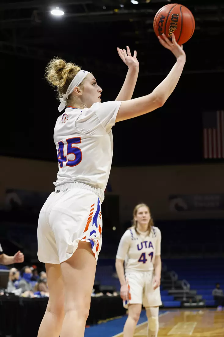 UTA vs ULM women’s basketball at College Park Center in Arlington, Texas on January 8, 2021. (Photo/Sharon Ellman)