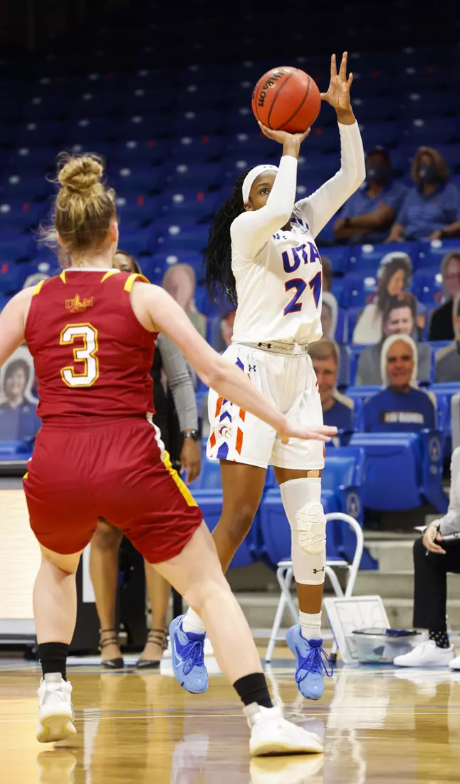 UTA vs ULM women’s basketball at College Park Center in Arlington, Texas on January 8, 2021. (Photo/Sharon Ellman)