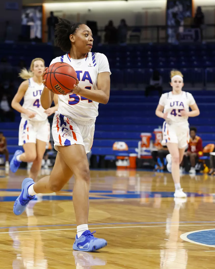 UTA vs ULM women’s basketball at College Park Center in Arlington, Texas on January 8, 2021. (Photo/Sharon Ellman)