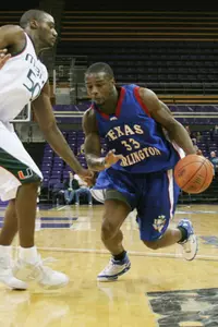 Senior Steven Thomas returns to the starting lineup after missing one game.