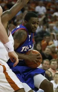 Terrell Henry came off the bench to score six poin ts in the Mavs' season-opening win over UT-Tyler last Saturday.