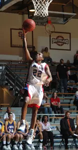 Wallace leads Mavs with 20 points over Nicholls State
