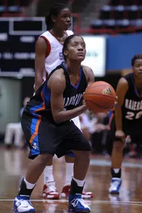 Meghan Nelson led the Mavs with a season-high 14-points off the bench on Saturday.