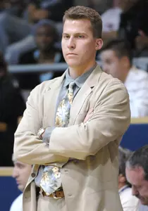 Scott Cross has added Allan Adams and Zak Buncik to the Mavericks' coaching staff.