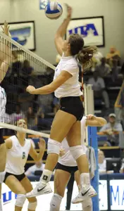 Emily Shearin had a career-high 17 kills with a team-high .448 hitting percentage