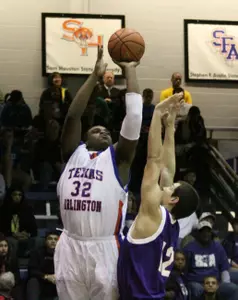 Anthony Vereen scored a career-high 29 points in the loss at TAMU-CC
