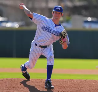 Jason Mitchell pitched six inning against Illinois on Sunday.