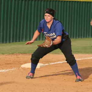 Freshman Taylor Zink at third base