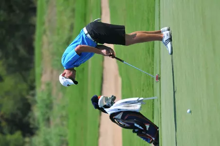 Zack Fischer shot a 69 Monday to help lead the Mavericks to victory at the Lone Star Invitational.