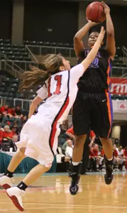 Tamara Simmons had 13 points Friday afternoon against Oral Roberts.
