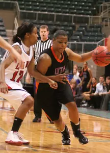 Tamara Simmons finished with 20 points