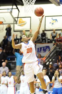 Tamara Simmons is averaging 12.9 points per game for the Mavs
