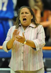 Diane Seymour won her 100th career match when the Mavs beat Texas A&M-Corpus Christi 3-2 Saturday.