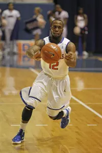 Shaquille White-Miller leads the Mavs in assists this season.