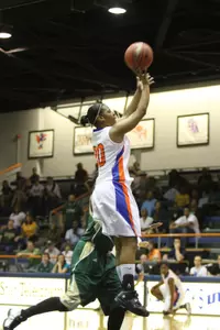 Tamara Simmons leads the team averaging 15.5 points per game