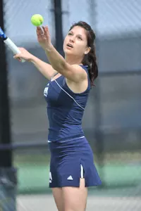 Daiana Negreanu was perfect in singles and doubles action Sunday