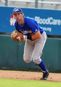 Brian Nephew led the Mavericks offensively by going 3-for-4 with a home run.