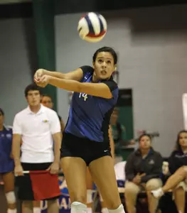 Amanda Aguilera had eight kills and 12 digs for the Mavericks.