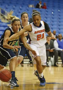 UTA falls to Oral Roberts on Friday afternoon.