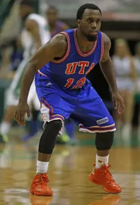 Shaquille White-Miller and UTA dropped to 3-2 after falling at Texas.