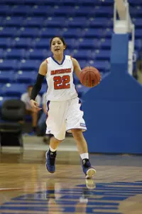 Laila Suleiman led the Mavericks with nine points againt the Pioneers.