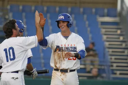 Jordan Vaughn's three-run homer in the first inning gave the Mavericks an early lead