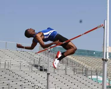 Isiah Clements finished 14th in the NCAA West Preliminary Round.