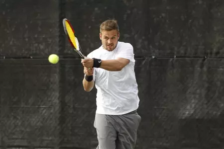 Soren Goritzka and the Mavericks fell to TCU.