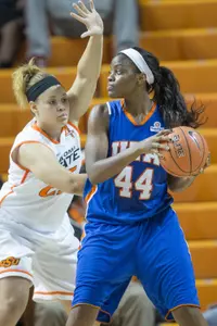 Nwanguma led the Mavs with eight rebounds.