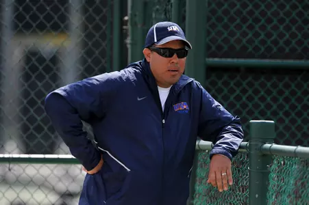 Tennis coach Diego Benitez announces the 2014 men's schedule.