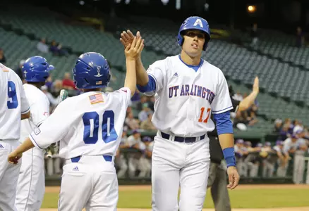 Matt Shortall extended his hitting streak to 10 games.