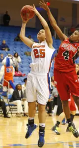 Freshman Allyson Te'o scored a career-high 12 points after shooting 6-8 from the floor.